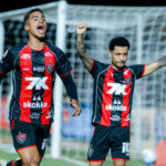 Vitória supera Grêmio por 1 a 0 e ganha fôlego na luta contra o rebaixamento