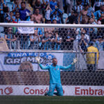 Weverton brilha: 12 defesas e lidera Brasileirão com 5,9 gols evitados