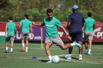 Alisson perde espaço no Fluminense e vê futuro indefinido