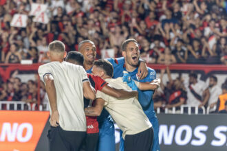 Atlético-GO enfrenta Novorizontino em disputa direta por vaga na Série B