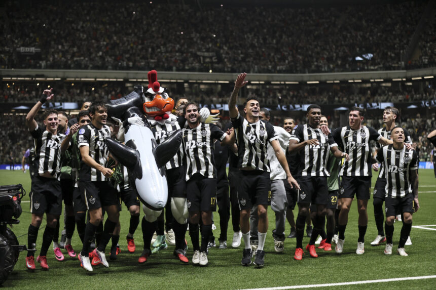 Atlético-MG encara Santos na Arena MRV com clima de revanche