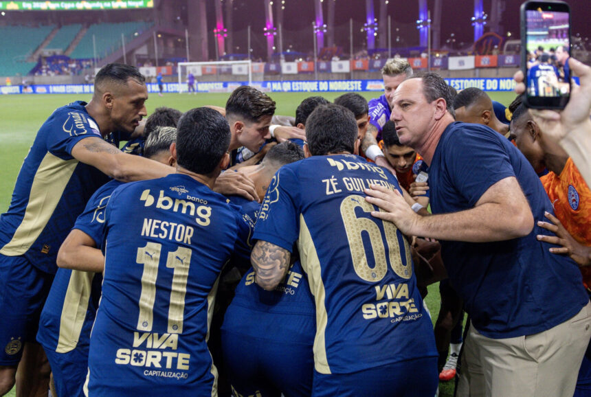 Bahia embala e desafia o líder Flamengo em Salvador