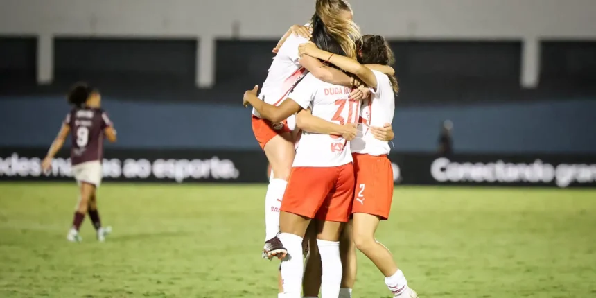 Bragantino vence Ferroviária por 2 a 0 e abre vantagem nas quartas