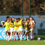 Brasil atropela o Canadá e estreia com goleada na Sub-17
