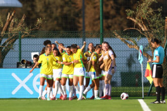 Brasil atropela o Canadá e estreia com goleada na Sub-17
