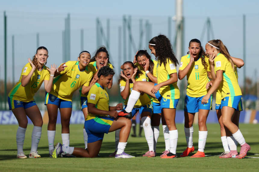 Brasil vence Noruega por 3 a 0 e avança aos oitavos como líder do Grupo C