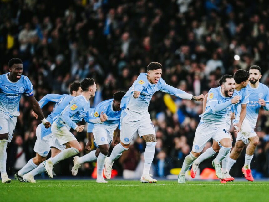 City supera Brighton nos pênaltis e vai às quartas