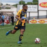 Confiança anuncia atacante sergipano Cléo Silva para temporada 2027