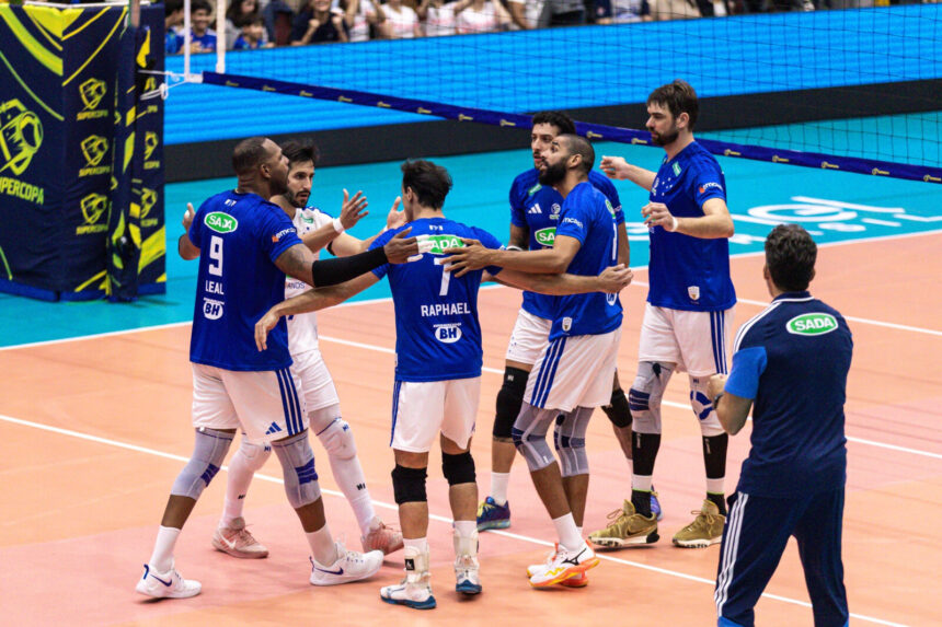 Cruzeiro bate Campinas por 3 a 2 e fatura 8ª Supercopa