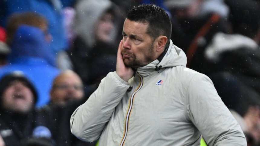 Crystal Palace renova confiança em Pierre Sage após 5 a 0