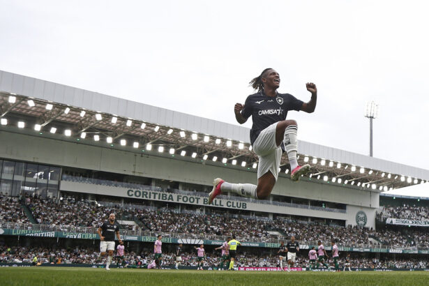 Danilo desafia a estatística: 10 gols com xG de 3,6 no Brasileirão