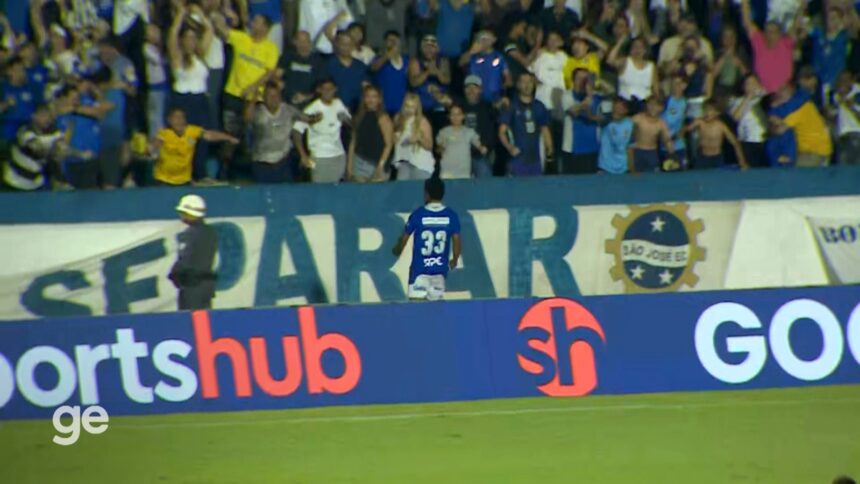 Do banco à glória: Micael converte pênalti e dá título ao São José