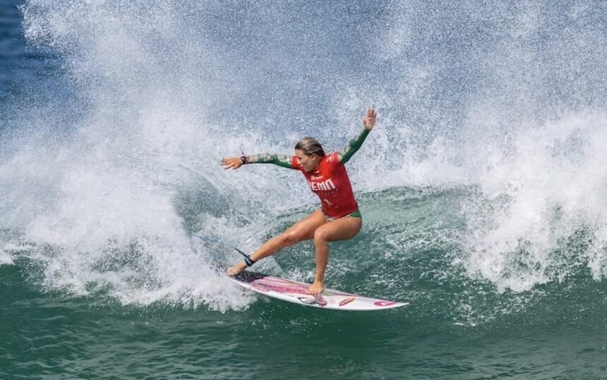 Duas catarinenses na seleção brasileira que inicia a corrida olímpica do surfe em Punta Rocas