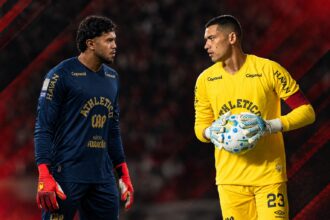 Goleiros do Athletico sob suspeita antes do duelo no Barradão