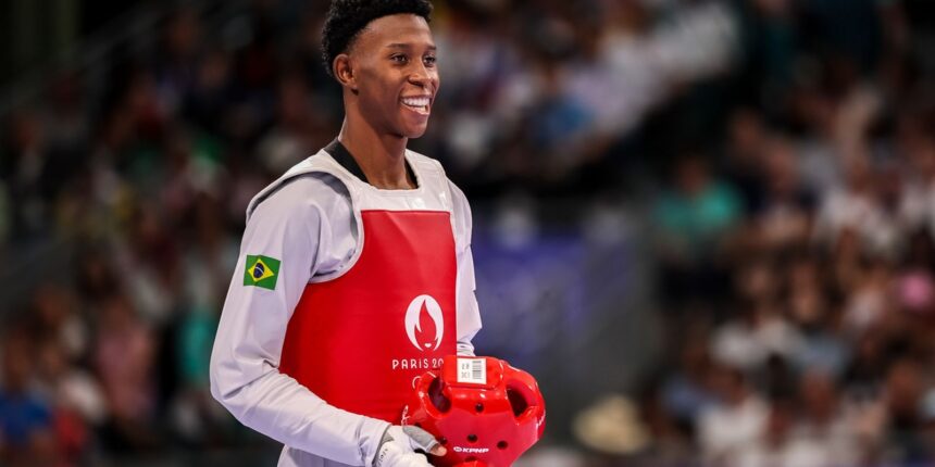 Henrique Marques vira e leva ouro no Grand Prix de Paris