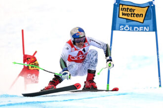 Lucas Pinheiro vence slalom gigante em Sölden e mira título geral