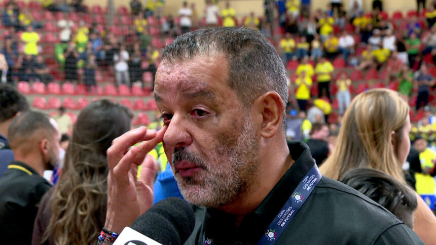 Marquinhos Xavier se emociona após 15º título e admite fim de ciclo