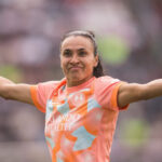 Marta desfalca Brasil nos amistosos contra Argentina para preservar físico