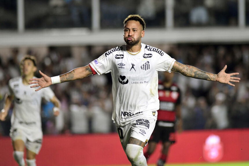 Neymar decide: dois pênaltis e Santos empata com o Flamengo na Vila