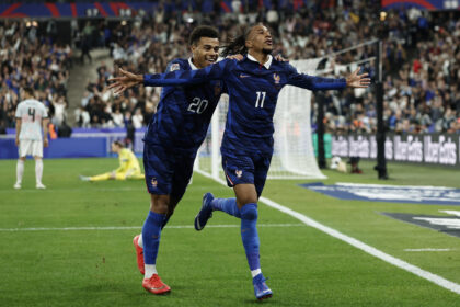Olise brilha e França vira sobre Bélgica; Zidane comemora