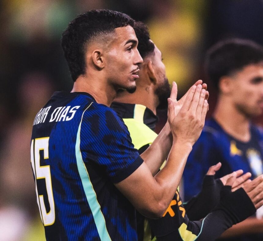 Quase no Inter, Arthur Dias vira referência no Athletico e ganha vaga na Seleção
