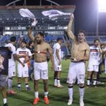 Santa Cruz encara Maringá podendo confirmar acesso, liderança e vaga na Copa