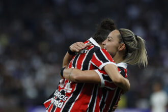 São Paulo tenta confirmar título no Morumbi com jovens e veteranas