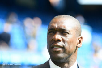 Seedorf desembarca no Corinthians e tem cinco dias para ajustar time