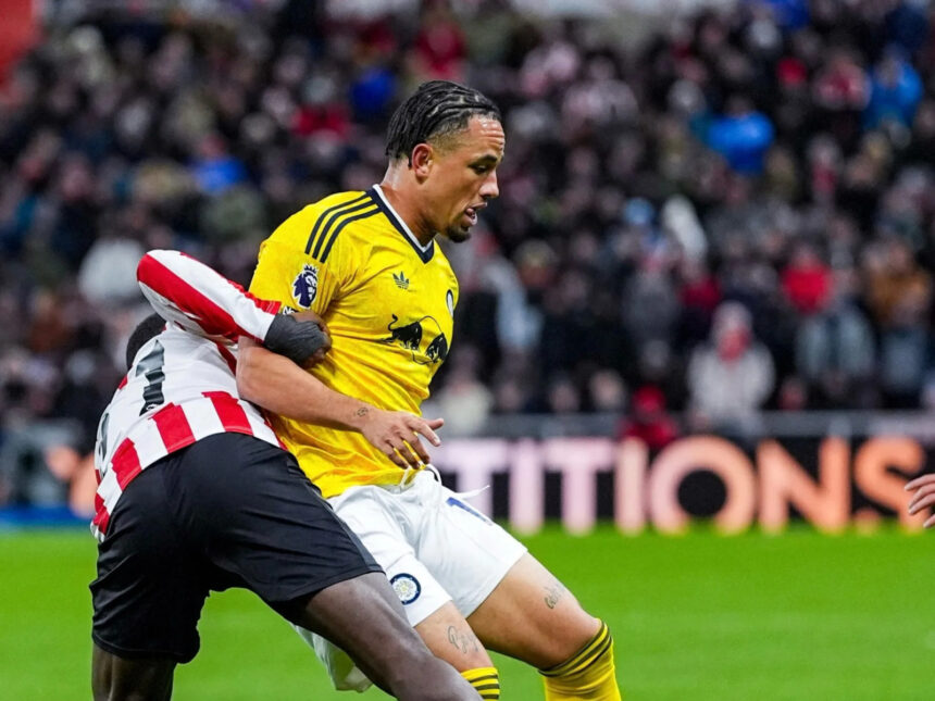 Sunderland segura empate com Leeds e permanece na lanterna