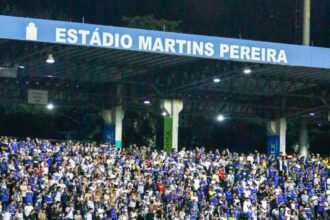 Venda de quase 8 mil ingressos movimenta final; título será decidido sábado